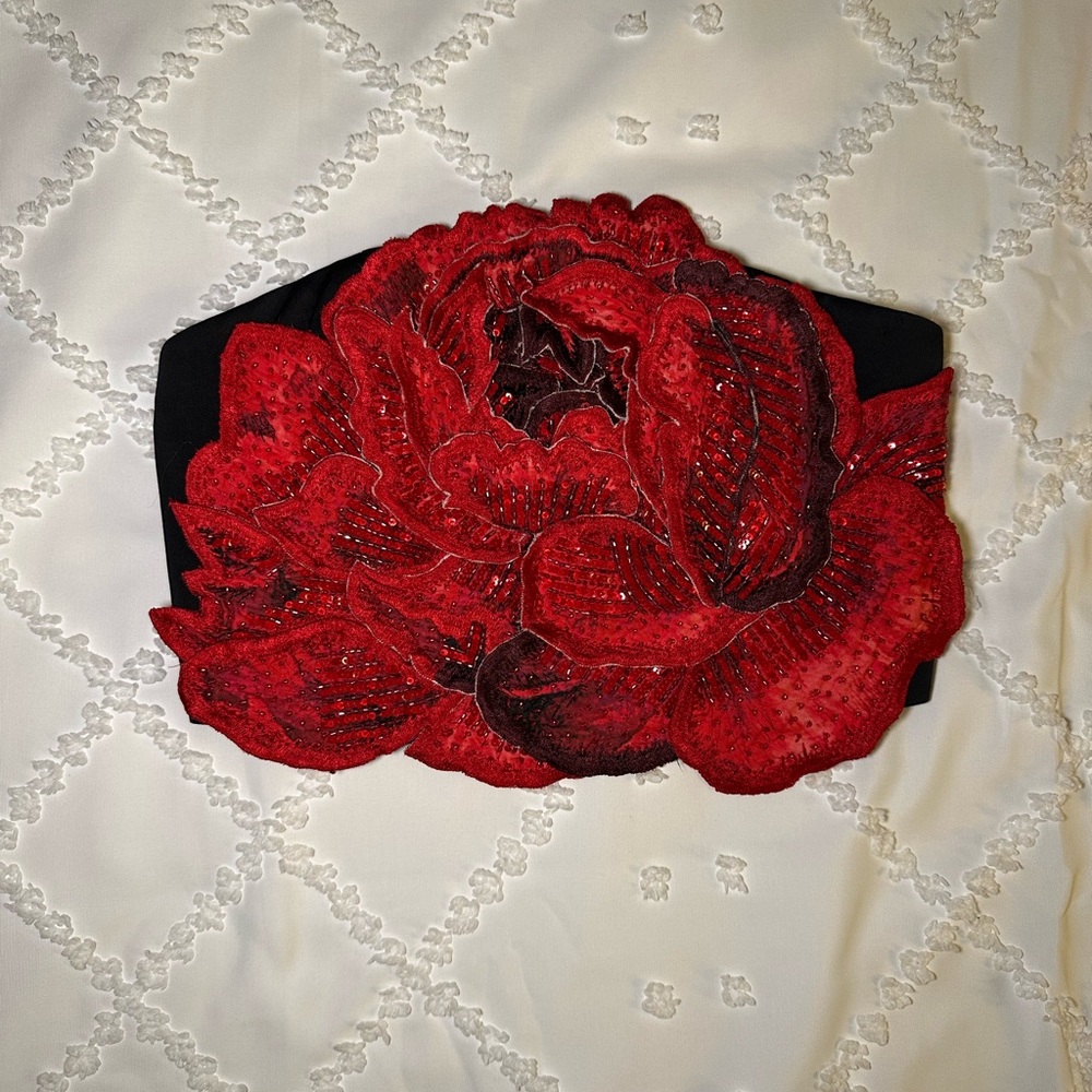 Alice + Olivia Randie Floral Appliqué Bustier Crop Top, 0